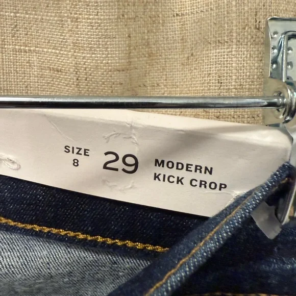 LOFT Dark Modern Kick Crop Jeans NWT - Picture 4 of 6